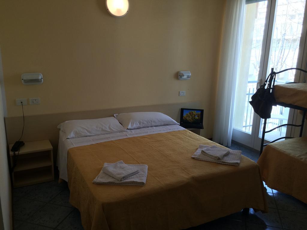 Twin Room Balcony,1364718620:JPEG